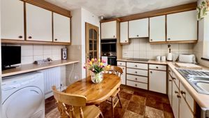 Photo 17- click for photo gallery